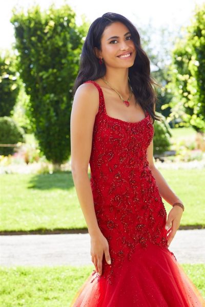 fitted red prom dresses